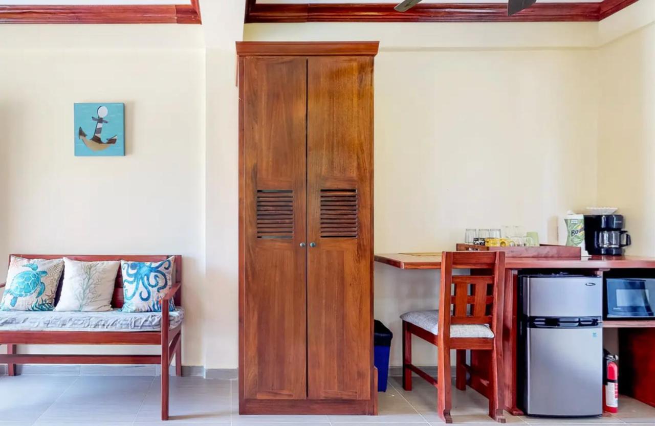 Sandy Feet Beach Resort Placencia 外观 照片
