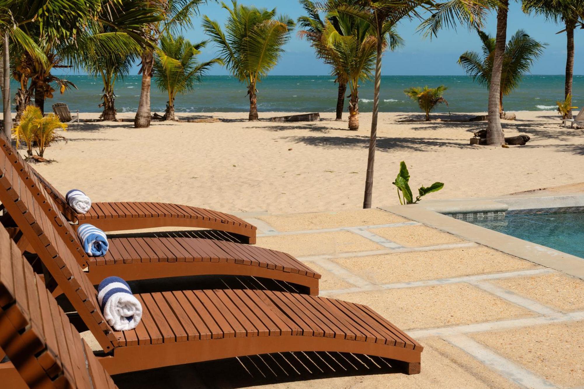 Sandy Feet Beach Resort Placencia 外观 照片