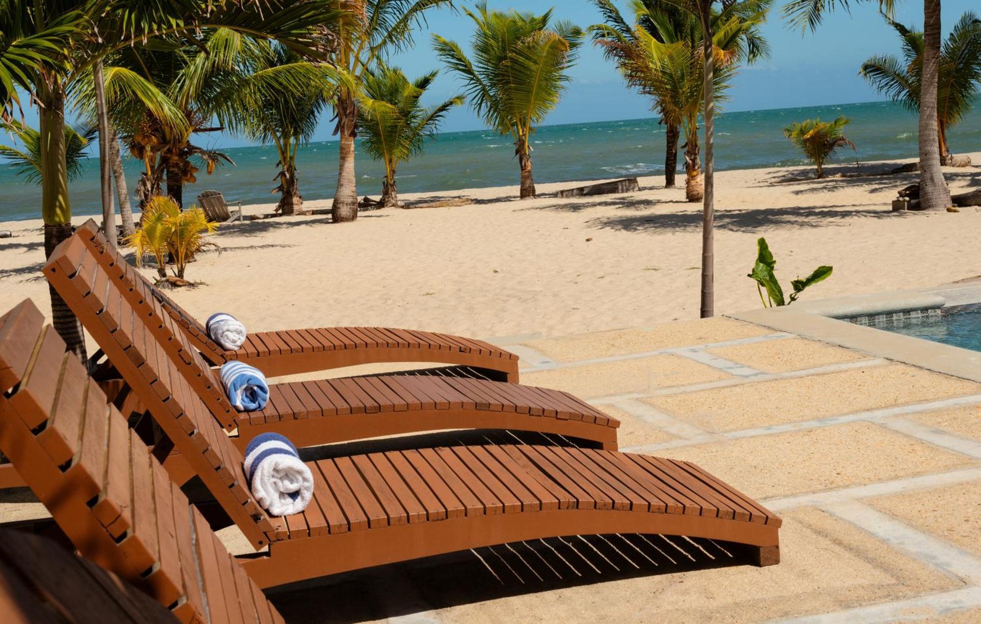 Sandy Feet Beach Resort Placencia 外观 照片
