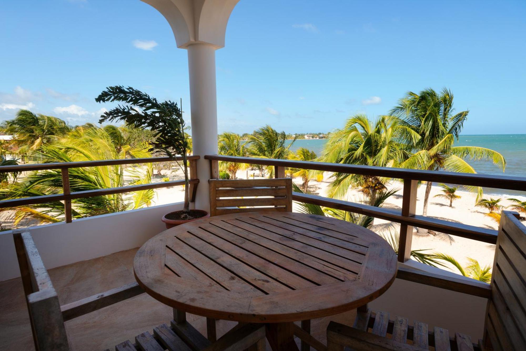 Sandy Feet Beach Resort Placencia 外观 照片